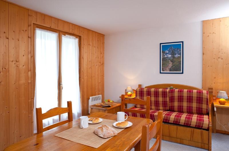 Madame Vacances Appartements Et Chalets La Fontaine Du Roi La Chal Екстериор снимка
